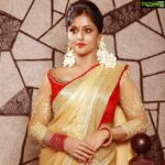 Remya Nambeesan Instagram - Happy onam my friends#poovili #onathappan#stay#blessed😍