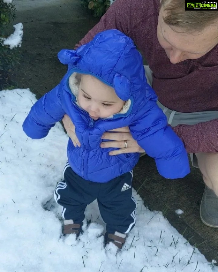 Richa Gangopadhyay Instagram - We thinks Luca 💙 the snow!