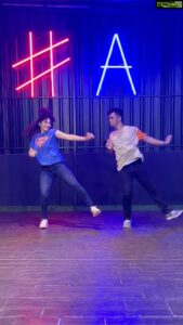 Ritika Singh Instagram - 🕺🏻💃🏻
Choreo & edit @2faan__
Camera @arvindkutz 
Location @alphahousedancestudio