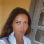 Riya Sen Instagram - Boyfriend not !!! #love #instagood #instamood #reelsinstagram Sur La Mer