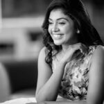 Riythvika Instagram - #blackandwhitelove 🖤 Photography @camerasenthil