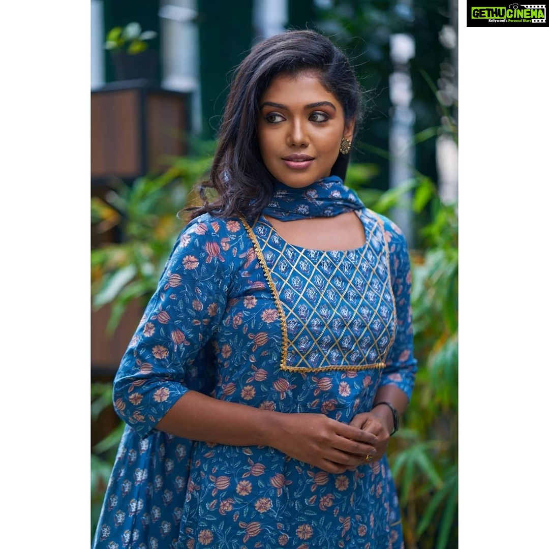 Riythvika Instagram - 👗@magizham_boutique 📷 @bhagathmakka 💄@dhannumakeupartist 💆 @durga_hair_stylist