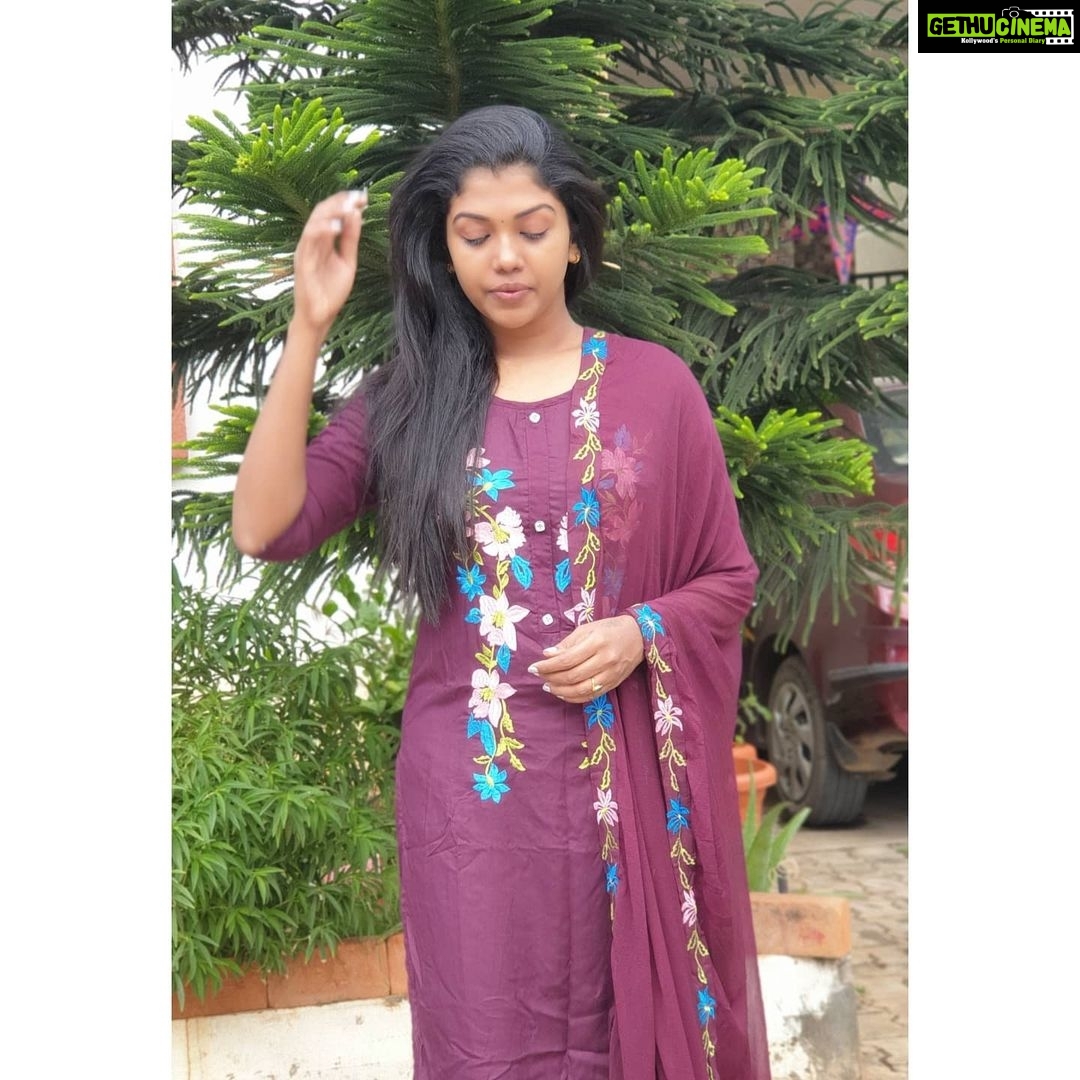 Riythvika Instagram - 👗@the_apparelstores