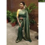 Riythvika Instagram - #Sareelove, family wedding PC: Appa♥️ Saree: Amma Blouse: @yashtikaaneedleworks Makeup & hair : myself😉