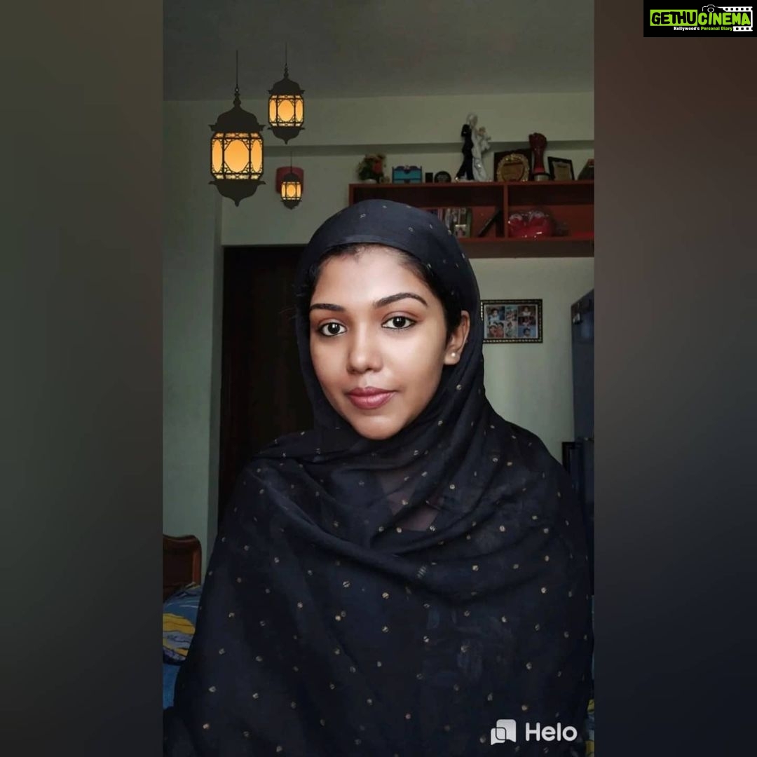 Riythvika Instagram - #happyramzan🕌 @helo_indiaofficial #eidmubarak🌙