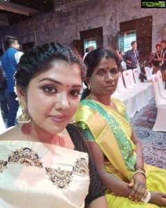 Riythvika Instagram - Happy Birthday to the bold woman behind my existence. Happy birthday mommy 🤗🤗🤗