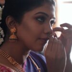 Riythvika Instagram - video by @vasanth.saravanan location @studiojumbos Makeup @preethimakeoverartistry Hairstylist @Nakshatramakeup Jewellery @narayanapearls Blouse @j2fashions Saree @meshira.in Camera @sreeganesh_photography