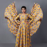 Riythvika Instagram - Find your own signature & your own style. Wardrobe @studio_21__ Stylist @njsatz H&M @makeover_by_mithrachandhini Photography @athiroopamani Jewelry @mn_jewelpark Studio @sathyanjfashionhouse Retouch @ashokvj07