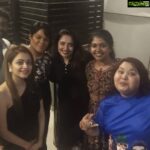 Riythvika Instagram - Biggboss season 1,2,3 housemates at gundu movie celebrity show ♥️♥️♥️ @jananiiyer @actress_harathi @cherandirector @senrayansendu @ramyansk @anandhakannan @mumtaz_mumo @sathya_actor @neelam_productions #biggbosstamil