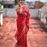 Riythvika Instagram - #irandamulagaporinkadaisi_gundu movie promotions #sareelove❤️ Costume @tina_couture1607 Jewels(Haram) @muthucharam_2018 Hairstylist @profile_makeover Photography by @dilipkumar_photography