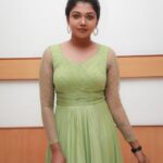 Riythvika Instagram - Vikatan awards 2020 #vikatancinemaawards Costume by @studio_21__ Hairstylist @nakshatramakeup Photography @karthikakphotography