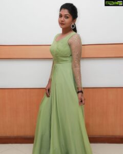 Riythvika Instagram - Vikatan awards 2020 #vikatancinemaawards 
Costume by @studio_21__ 
Hairstylist @nakshatramakeup 
Photography @karthikakphotography