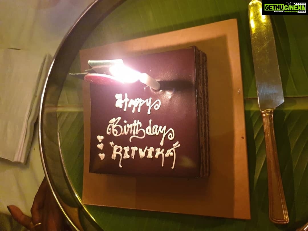 Riythvika Instagram - Birthday celebrations with my friends & family @vishwakavish @janakislvm Crowne Plaza Chennai Adyar Park