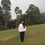 Riythvika Instagram - Good evening to all #picoftheday #chill #shootmodeon🎬 #enjoyingweather☁☔ Queen of Hills Ooty