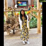 Riythvika Instagram - Happy me #birdslove #love_birds #love_birds_around_the_world #jurongbirdpark🐦 #singapore #jurong