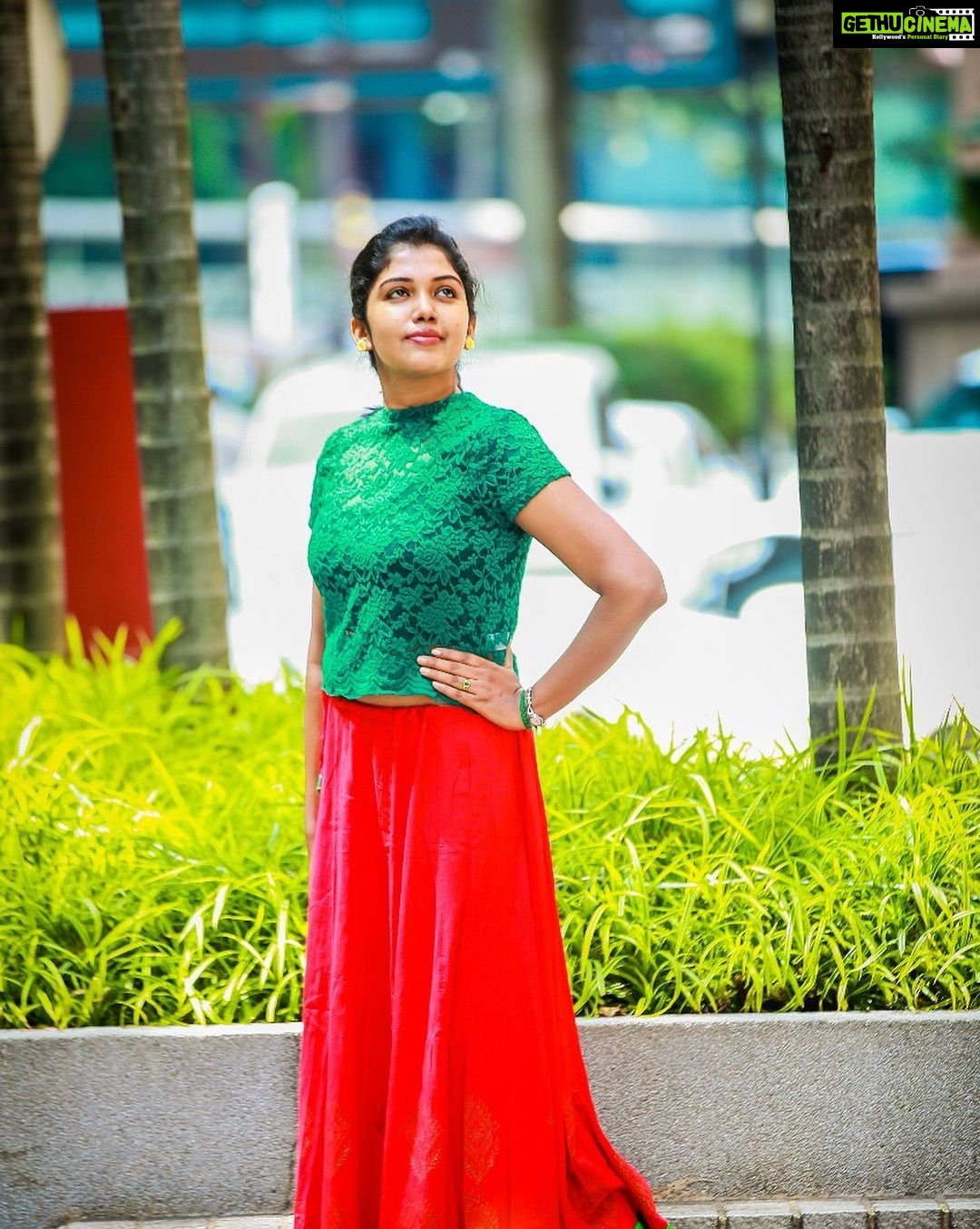 Riythvika Instagram - Pic courtesy senthil#lovely#mad#pose#photoshoot#KL