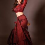 Rubina Dilaik Instagram - Is This the month of #love soaked in #red ?? . . . 📸 : @prashantsamtani Styling: @ashnaamakhijani @styledbyashna Outfit: @aakanshasinghalofficial Earring : @delicatofficial Hair : @hairbyshardajadhav Assisted by : @jiggs_zala