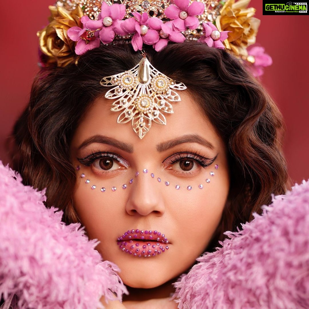 Rubina Dilaik Instagram - Penchant for Perfection! Yet Imperfect . . . Shot by : @prashantsamtani Face art : @faby_makeupartist