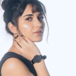Ruhani Sharma Instagram - Gift your loved ones a @danielwellington this Valentines Day ❤️ Get up to 20% off on your favourite timepieces. Plus, you guys get an additional 15% off with my code "DWXRUHANI" #danielwellington #collaboration . . . . . . 📸 @ilmanaazphotography1 MUA @makeup_asfaque