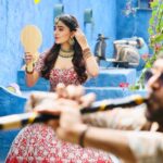 Rukshar Dhillon Instagram - BTS #Sinnavaada🥁💥 #AshokaVanamLoArjunaKalyanam on 4th March in theatres❤️ Styled by- @meghanaalluri HMU- @makeupbykashmira_