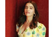 Rukshar Dhillon Instagram - You’re the sunflower 🎶🌻 Promotions #jugaadistan 💪🏻 Captured by- @advait_vaidya Styled by- @ankita_dhimaann Make up by- @ritikaturakhia01 Hair by- @sandybeauti