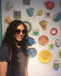 Rupa Manjari Instagram - #2018 has been a year full of yellow, red, blue, green, white and a mix of all colours of life and emotions on my wall of life!! I am only grateful as the sun continues to shine on me 😇🌞✌🙏💞😊 awaiting the dawn of a beautiful new year💖 #newyeariscoming #faith #hope #love #happiness #kindness #magicofgoodness  #believe #livelifecolorfully #nevergiveup #2019 ❤❤❤ PC: @pooja14ramesh 😘😘😘