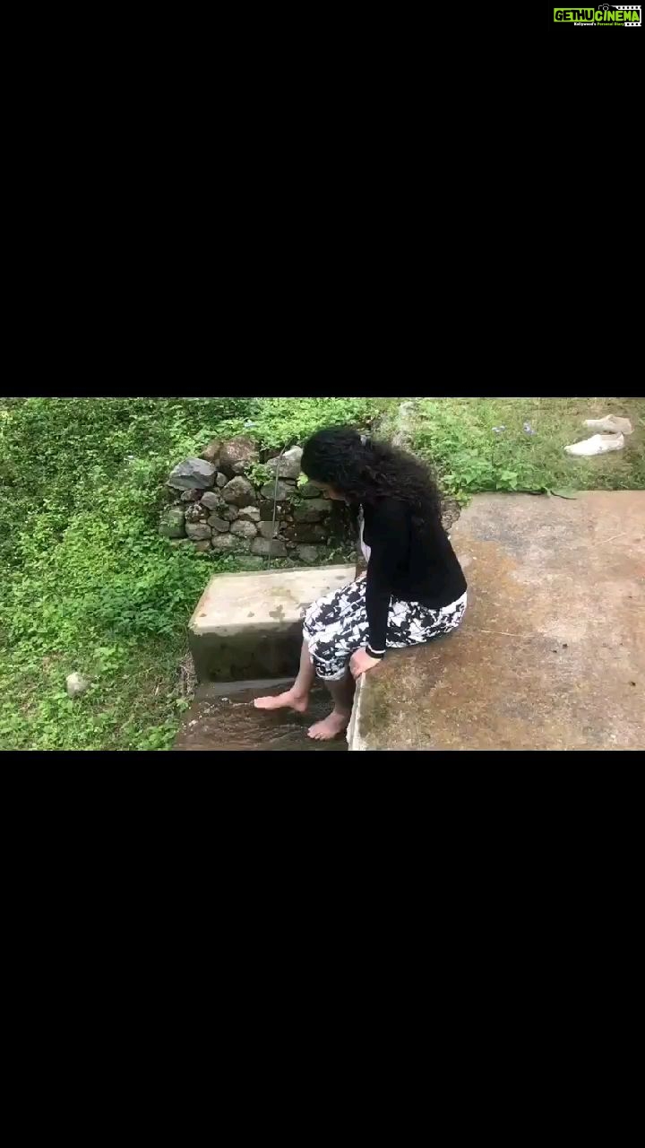 Rupa Manjari Instagram - Let's be more consciously responsible for our planet, nature, water and air, So that the next generations too can enjoy these lil moments of joyπ¦πΈπ§π»ββοΈπππ π #savewater #water #savetheplanet #savenature #savetheearth #earthourhome #beresponsible #begreatful #begreen #beconsiousandaware #earth #waterstream #saturdayvibes #saturdayfeels #saturday #saturdays #instadailypost #instagrammer #instadailly #instagram #instagirl #insta #actorslife #RupaManjari