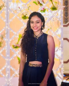 Rupa Manjari Instagram - #Just #saturday #archive #sangeet #weddings #aknotsv #happyface #instagram #insta #instadaily #chennai #posing @vinodhnieaadhav @aadhavkannadhasan @lokesh_lo reason for this photo to happen😎🤪😊🙏🏻