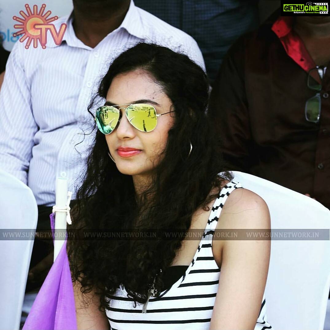 Rupa Manjari Instagram - #nadigar sangam nachathira cricket # sizzling hot sun #fun 😊 Chepauk @ Chindambaram Stadium