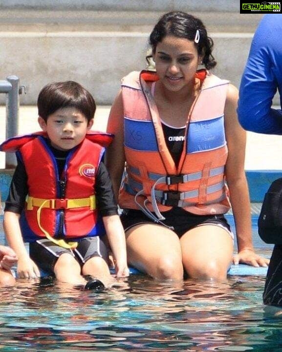 Rupa Manjari - 2.2K Likes - Memories sunday......cute lil Asian boy,🐬, 🦭and me🤩
#singapore #waterpark #dolphins #thrilled_me #sundayfeels #sundaymemories #sunday #holiday #bestfriend #RupaManjari #actor #southindia #kollywood #mollywood #instagrammer #instadailly #instagirl #instapost #instagram #instaphoto #insta #instasunday #instagood