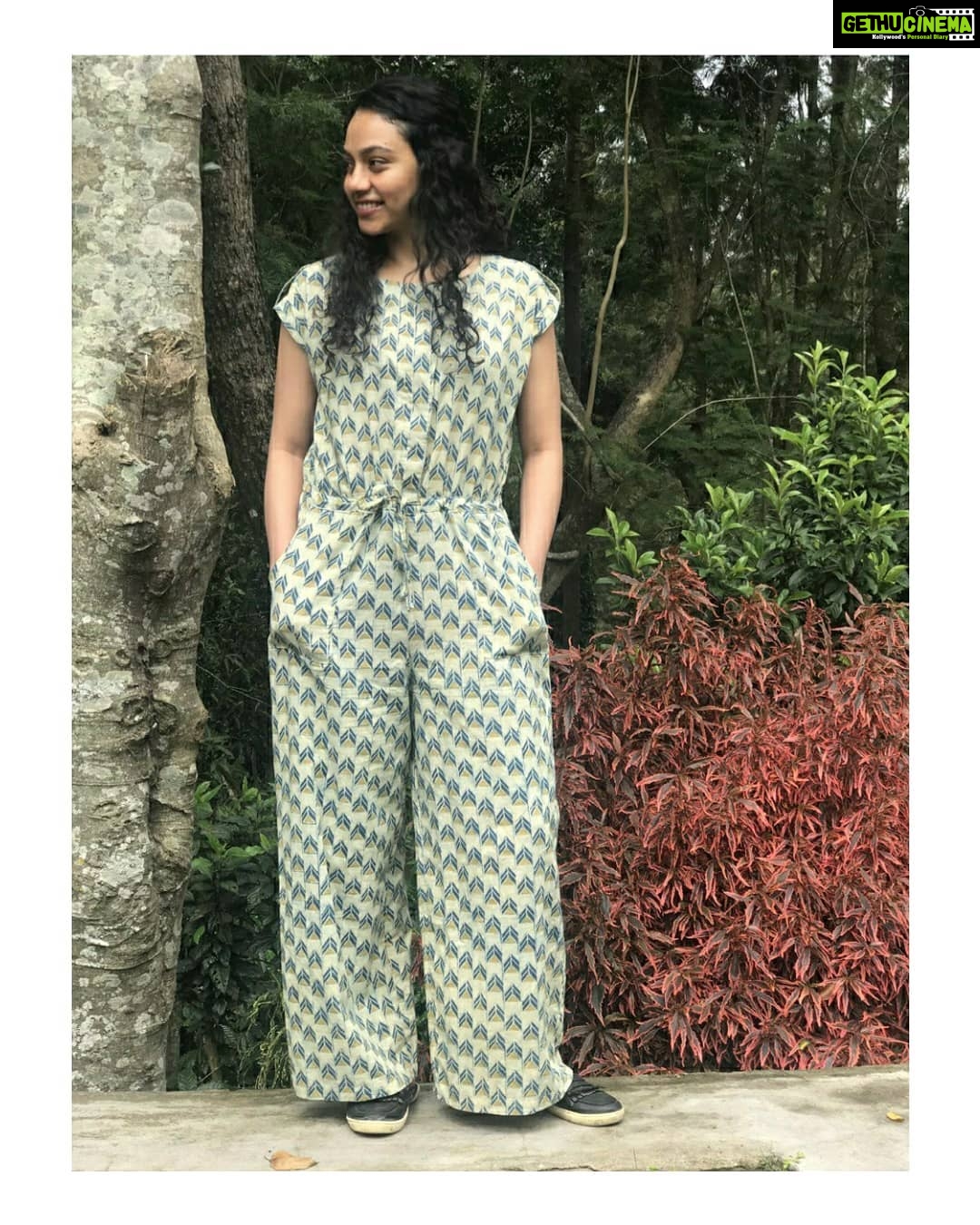 Rupa Manjari Instagram - Patterns and colours of nature๐๐ฟ๐๐๐ชต๐ชจ.....wearing travel jumpsuit from @stoker_by_madhi #comfortclothing #happyjumpsuit #happyclothingforyou #cotton #sustainablefashion #traveljumpsuit #getstokered #yercaud #traveldiaries #hills #instawednesday #instapost #instafashion #instagram #instagramers #instagirl #instadailypost #instaphoto #insta The Last Shola