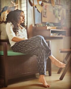 Rupa Manjari Instagram - When you can create many different looks with one pair of ikat pants, its pure bliss!!

Look 1: Office casuals, Indigo blue ikat pants from @stoker_by_madhi paired with basic white shirt.

Styled by @stoker_by_madhi

#Ikat #ikatpants #getstokered #cottonpants
#whiteshirt #sustainablefashion #coolformals #officecasual #instagrammer #instadailly #instafashion #instapost #instafriday #instagirl #instagram #insta #instapicture #actor #kollywood #mollywood #southindia #movie #clothigline