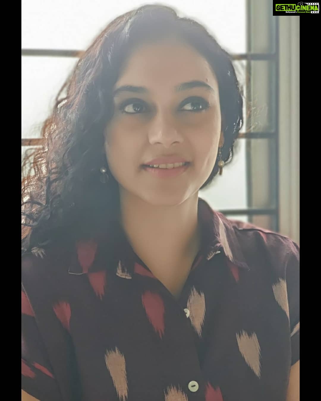 Rupa Manjari Instagram - Darling just believe in yourself πΈπΈπ¦π§ββοΈππππ π PC: @stoker_by_madhi #sillouette #sillouettephotography #sillouetteseries #sunset_captures #sunset #dusk #mondayvibes #tuesdayvibes #tuesdaymood #tuesday #instapicture #instagram #instagirl #instamonday #instagramers #instadaily #instadailypic #instadailyphoto #instadailypost #insta #instagirls