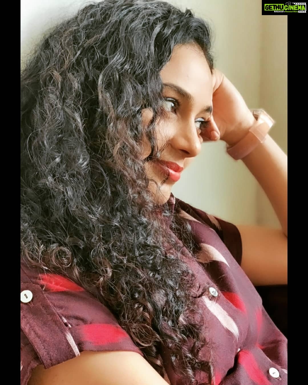 Rupa Manjari Instagram - And its a Sunday!!!! Wearing Earth Hue boxy collared shirt dress from stoker 🌼🌈💗🧚♀️🌠🌌 Shop at www.stokerwomen.com #ikat #ikatdress #getstokered #stokertheflyingmonkey #cottondresses #comfortclothing #happyclothingforyou #happysouls #sunday #sundayvibes #sundaymood☀️ #sundayfunday #goodvibes #instadaily #instadailyphotoq #instafashion #instagramers #instagram #insta #instagood #instapicture #instagirls💋