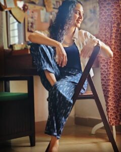 Rupa Manjari Instagram - Different looks with one pair of blue ikat pant!!

Look 3 : Tank top with ikat crop shirt from @stoker_by_madhi , paired with blue ikat pants from @stoker_by_madhi 

Styled by @stoker_by_madhi

#Ikat #ikatpants #getstokered #cottonpants #ikatcroptop
#croptop #sustainablefashion #comfortclothing #casual #instagrammer #instadailly #instafashion #instapost #sunday #instasunday #instagirl #instagram #insta #instapicture #actor #kollywood #mollywood #southindia #movie #clothigline