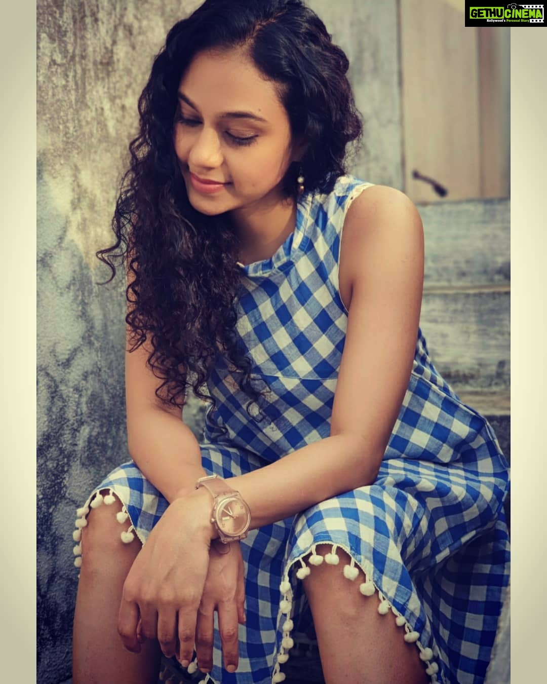 Rupa Manjari Instagram - The woman with the highest walls, Have the deepest loveπΈπ¦π§ββοΈπππ π PC: @stoker_by_madhi #handloom #handloomdress #getstokered #womenoftoday #wednesdayvibes #wednesdaymood #wednesday #wednesdaywisdom #instafashion #instadaily #instapicture #instagirls #instagirl #instawednesday #instagram #instagramers #insta #instapic #instaphoto