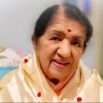 Sachin Tendulkar Instagram – I consider myself fortunate to have been a part of Lata Didi’s life. She always showered me with her love and blessings. 

With her passing away, a part of me feels lost too.

She’ll always continue to live in our hearts through her music.
