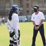 Sachin Tendulkar Instagram – It was great fun to engage and share my experiences with our passionate girls & boys at TMGA. Good to see them learn and enjoy the game. 🏏

#Repost @tendulkarmga