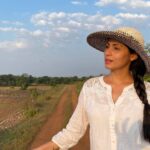 Sadha Instagram - My journey as a Wildlife Enthusiast/Lover has just begun & I can’t wait to see where this path takes me…. @pannatigerreserve_official #Avni #mylife #blessed #intothewild #skyisthelimit #explorer #animallover #wildlife #tiger #bigcats #tigerreserveofindia #pannatigerreserve #gratitude #happiness #sadaasgreenlife Panna Tiger Reserve