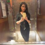 Sadha Instagram – ☺️ #dubai #gamaawards #teluguactress #telugufilmindustry #littleblackdress