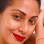 Sadha Instagram - Just like that 😉 #redlipstick #veganlipstick #veganlife #vegan #veganglow #veganlifestyle #mumbaivegan #vegansofindia #veganactor #mylife #blessed #gratitude #selflove