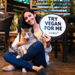 Sadha Instagram – Veganuary starts today! A 31 day pledge to help you make a switch to your healthiest self! 

Try Vegan this January with @veganuaryindia 💚
@weareveganuary 
Visit their profile to sign up for free from the link in bio! 

P.S. Try it for any animal you’ve ever loved! Because in their capacity to feel pain, a Dog is a Cat, is a Goat, is a Cow, is a Pig, is a Hen, is a Tiger, is a Human! 
We are all Sentient Beings! 💚

#veganuary2022 #GoVegan #veganuary #GoGreen #VeganLife #SadaasGreenLife #VeganLifestyle #VeganForLife #veganmumbai #indianvegan #vegansofindia #Healthy #2022goals #earthlingscafe #earthlings #vegancafe #mumbai Earthlings Cafe