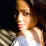 Sadha Instagram - Hellooooo people !! What’s up ???