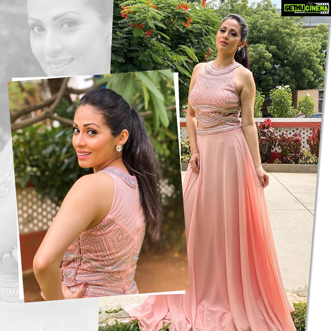 Sadha Instagram - Catch me on #AlithoSaradaga show on 28th June telecast on @etvtelugu2708 . Thank you #Ali garu for having me! ☺️ Styled by @impriyankasahajananda Outfit @houseofshachi #styledbypriyankasahajananda #teluguactor #interview #southindianactor #southindianmovies #actor #veganactor #veganactress #jayam #anniyan #vikram #ntr #