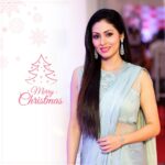 Sadha Instagram - Merry Christmas everyone 💫. May Santa bring you the strength and happiness that you need 🌟 . . . #merrychristmas #christmas2021🎄