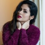 Sadha Instagram - It's Monday time to sparkle & shine🤩🤩