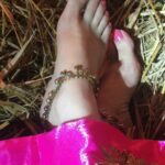 Sadha Instagram - These feet are gonna have a good time dancing! All set for a performance!! Coming soon!! 💖 💛 #dance #performance #awardsnight #folk #lovedancing #actorslife #southindianactress #kollywood #tollywood