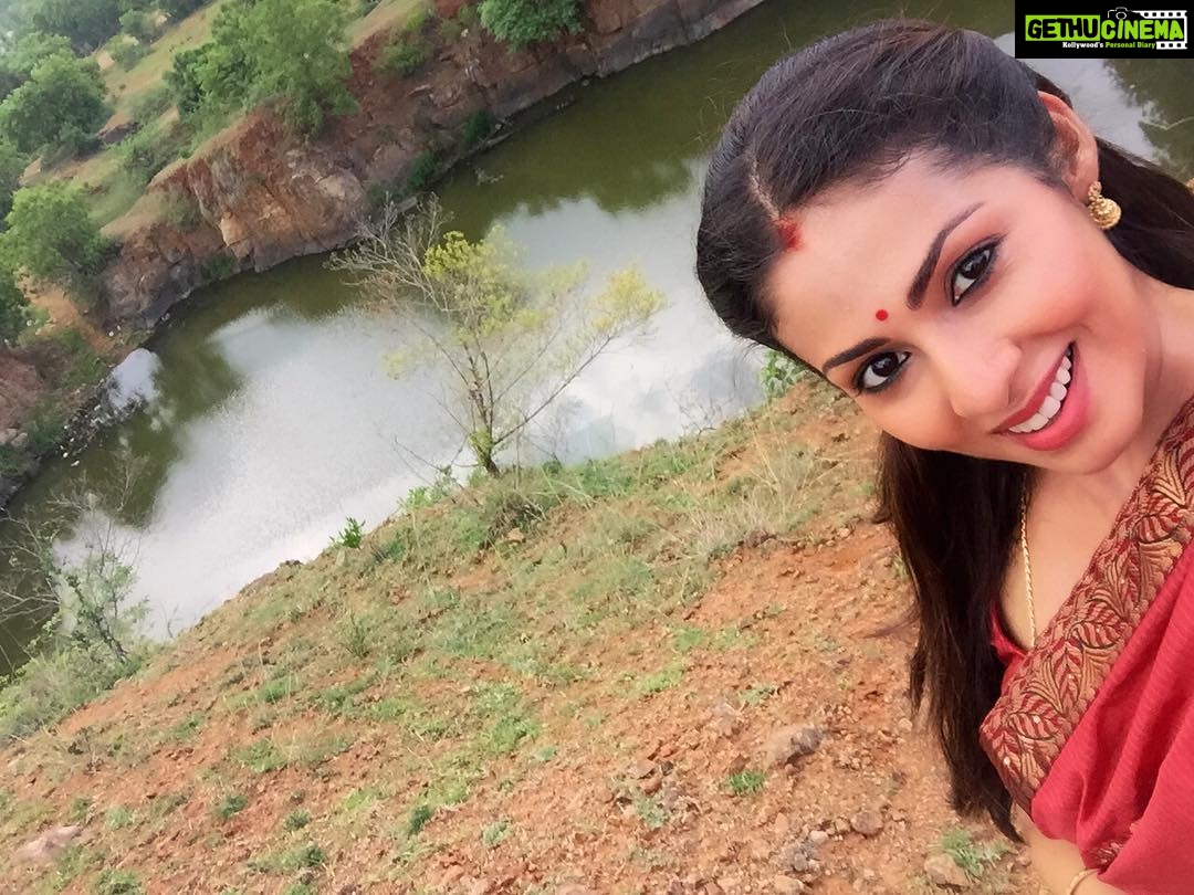 Sadha Instagram - When you spot a pond on the hill! 😀 #selfie during the song shoot of Torchlight! #happiness #southindianactress #southcinema #tamilcinema #tollywood #kollywood #realstory #truestory #comingsoon