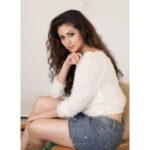 Sadha Instagram – #photoshoot #actorslife 😊