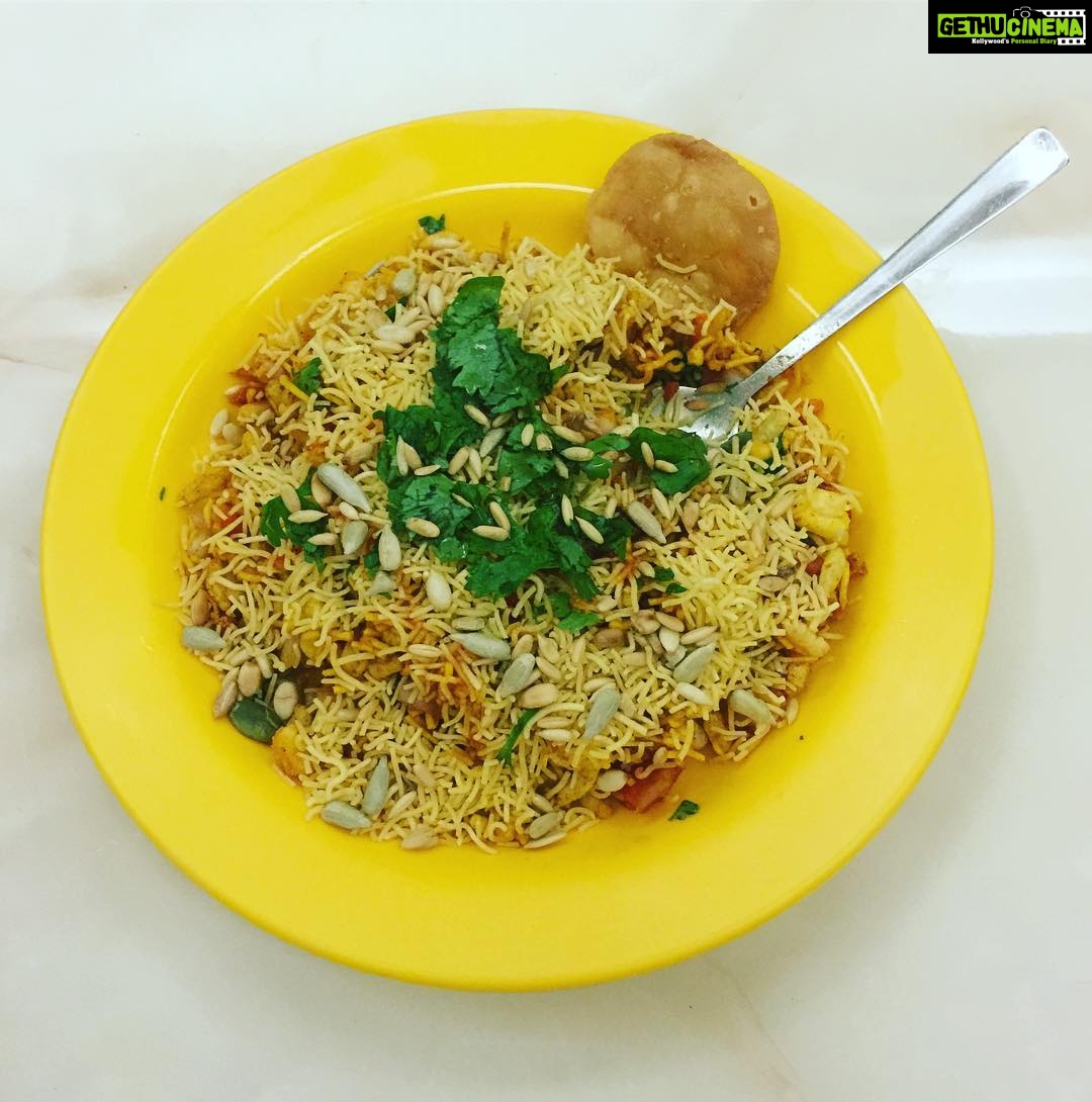 Sadha Instagram - My all time favourite snack! #bhelpuri 😍 #homemade #selfmade